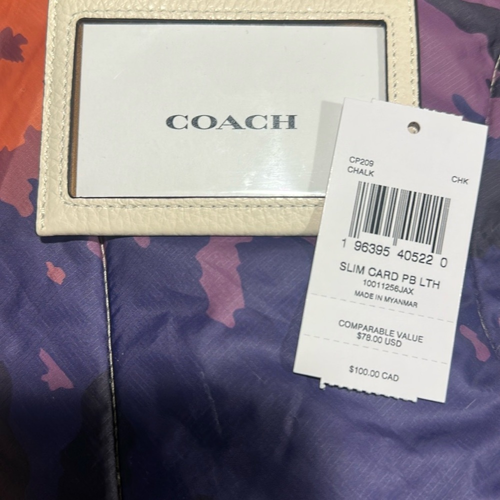 Coach NWT Chalk Slim Card Holder Pebbled Leather